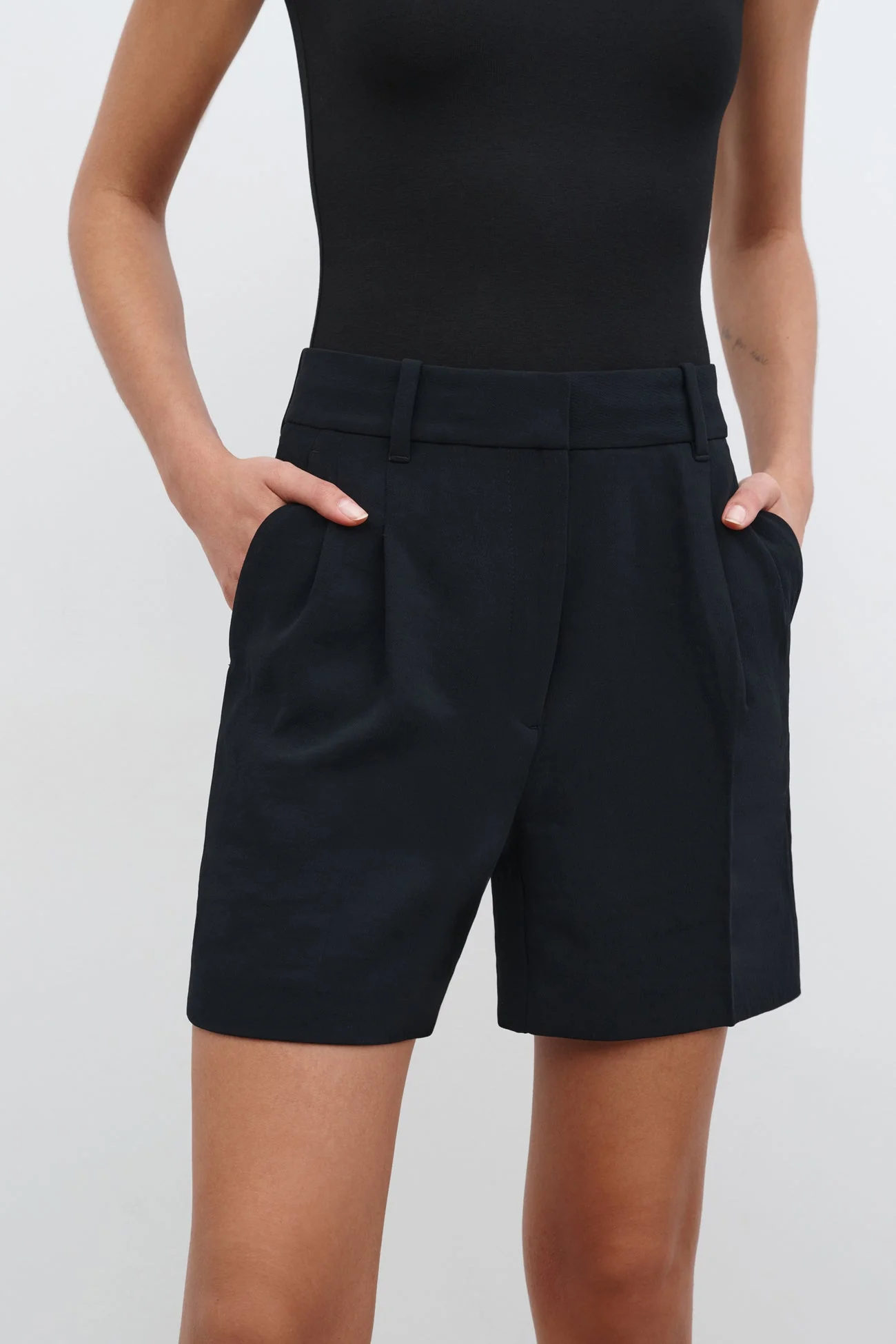 Arissa Shorts | Off White - Image 6