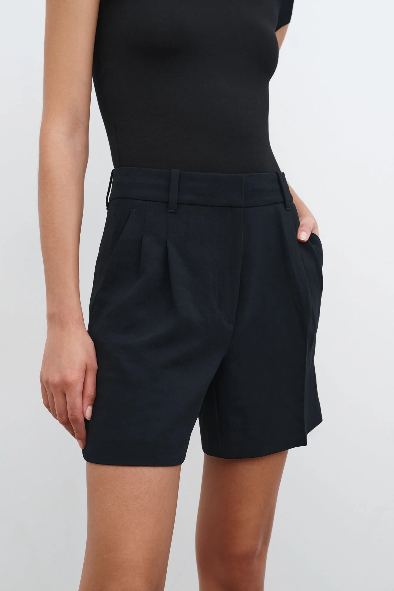 Arissa Shorts | Off White - Image 8