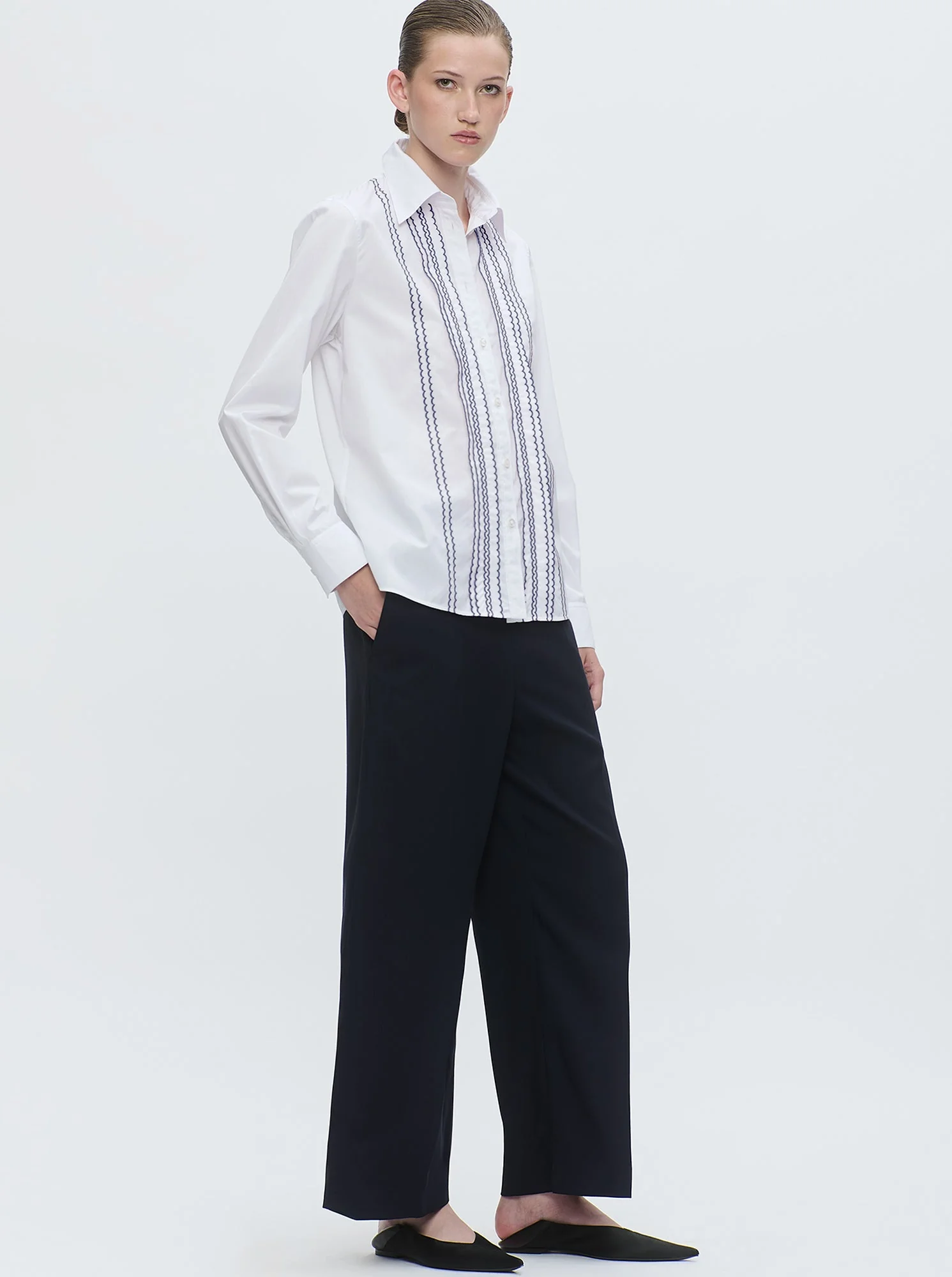 Arletty Embroidered Shirt | White