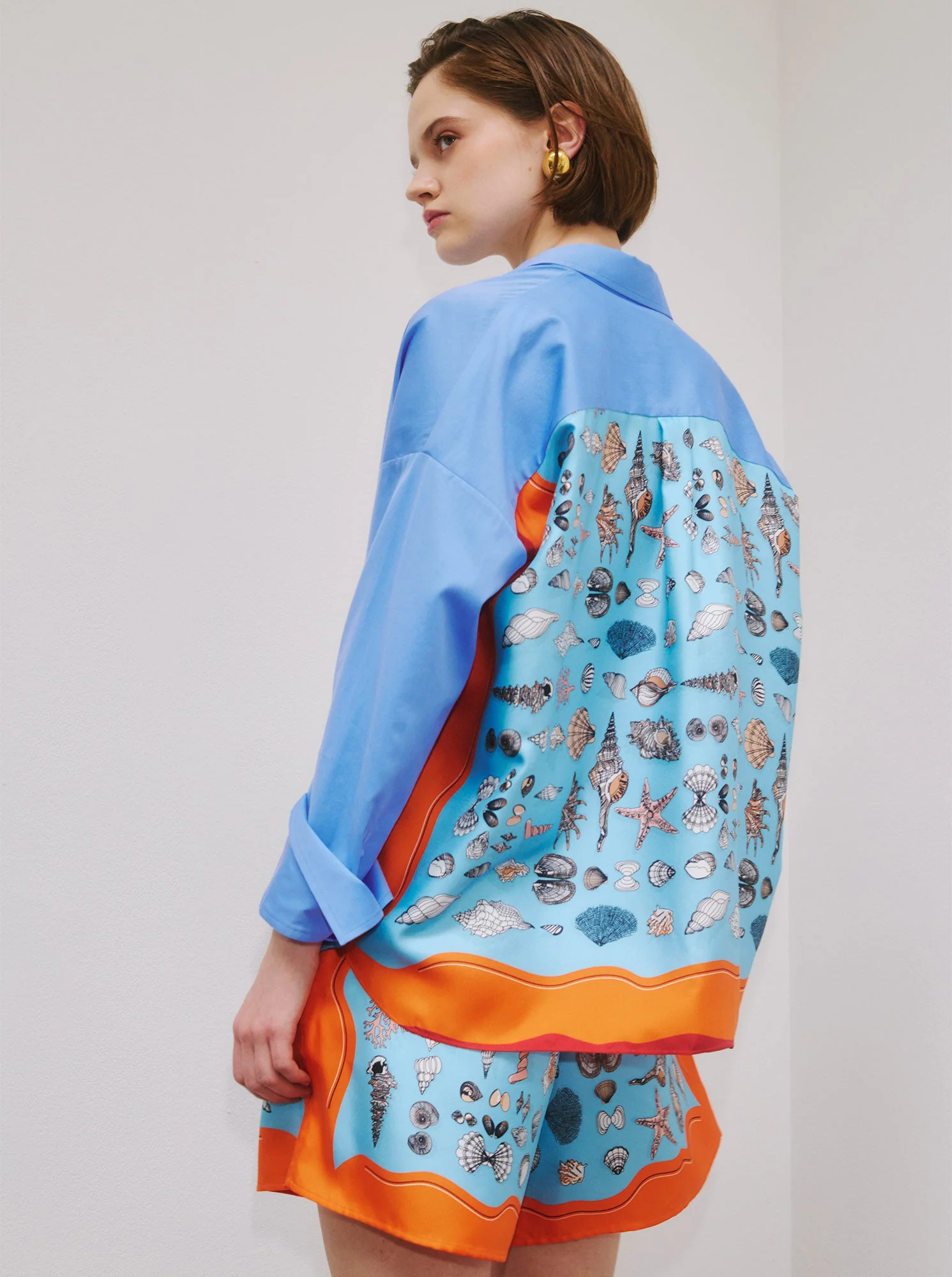 Sirene Scarf Back Shirt | Blue/Orange - Image 2