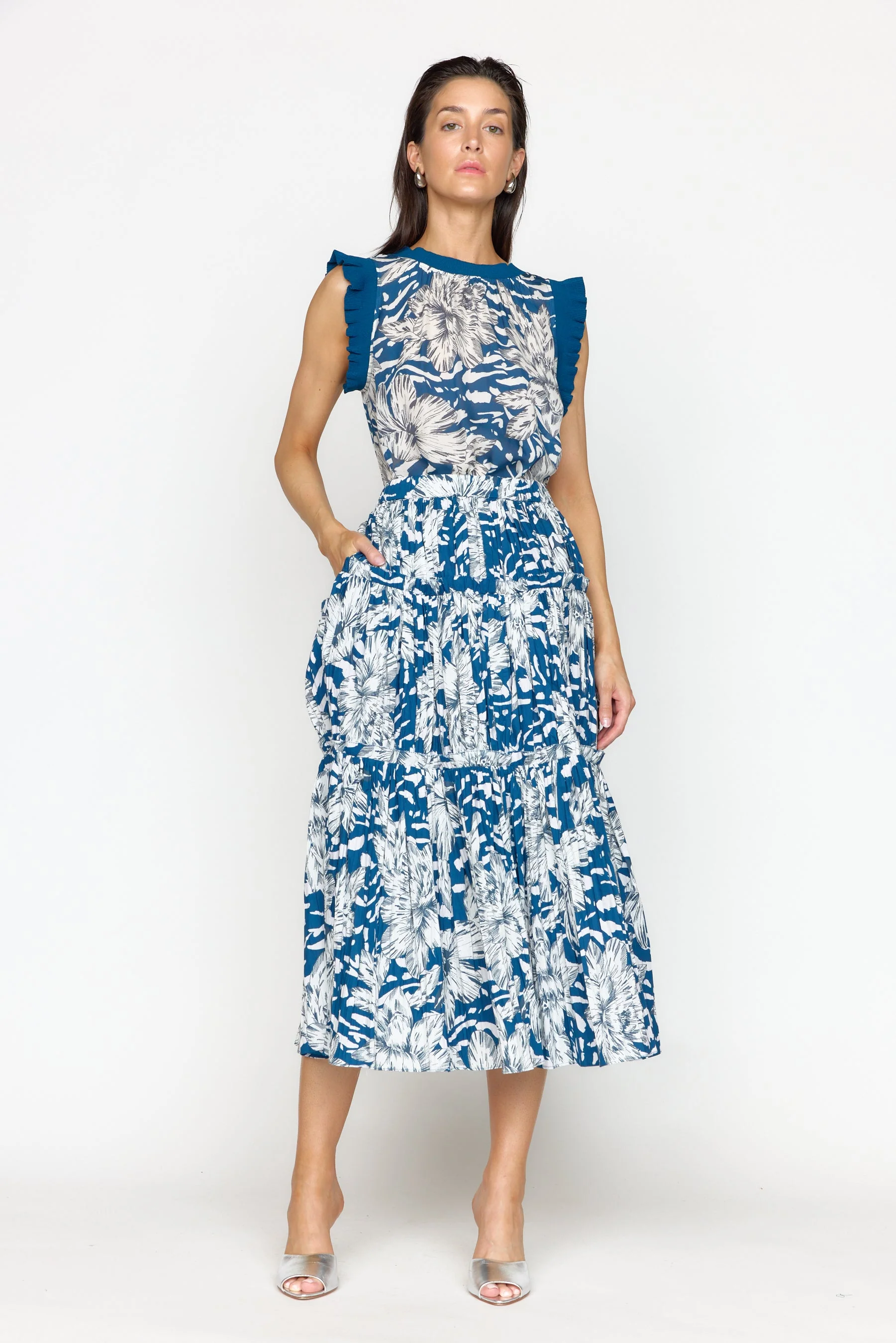 Bonnie Top | Navy Lotus - Image 4