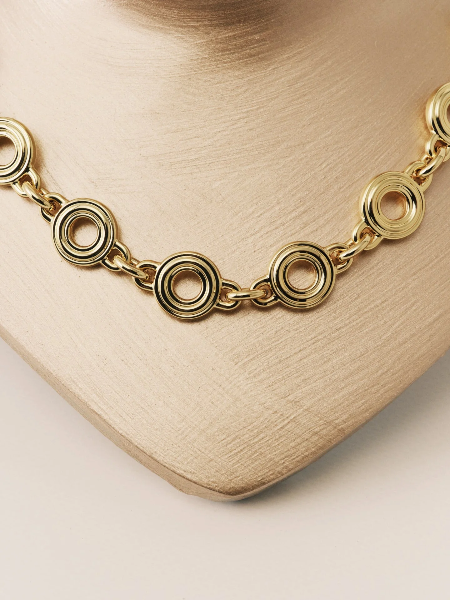 Elysees Gold Necklace | Gold - Image 3
