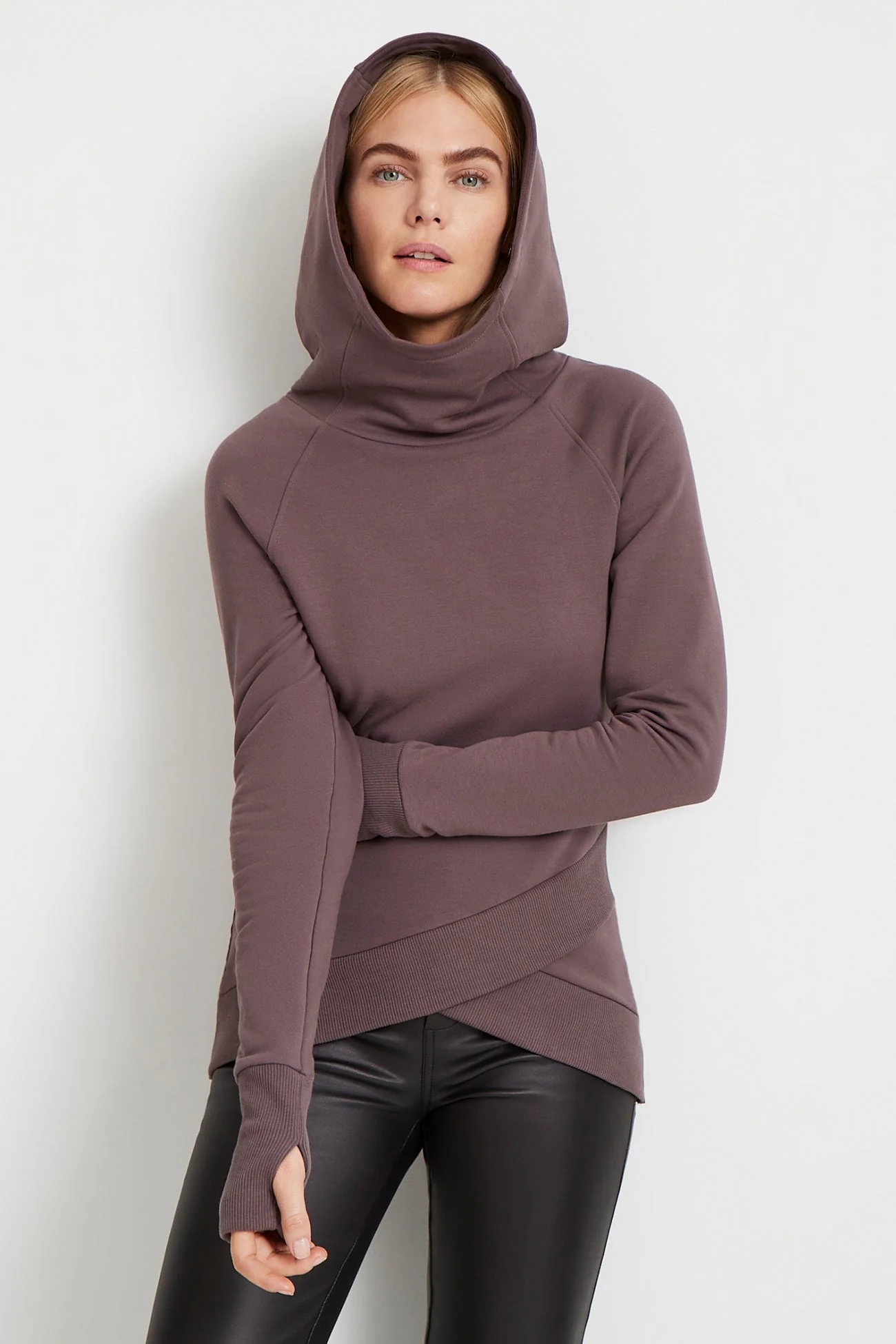 Geneva Sweatshirt | Dusty Pink - Image 13