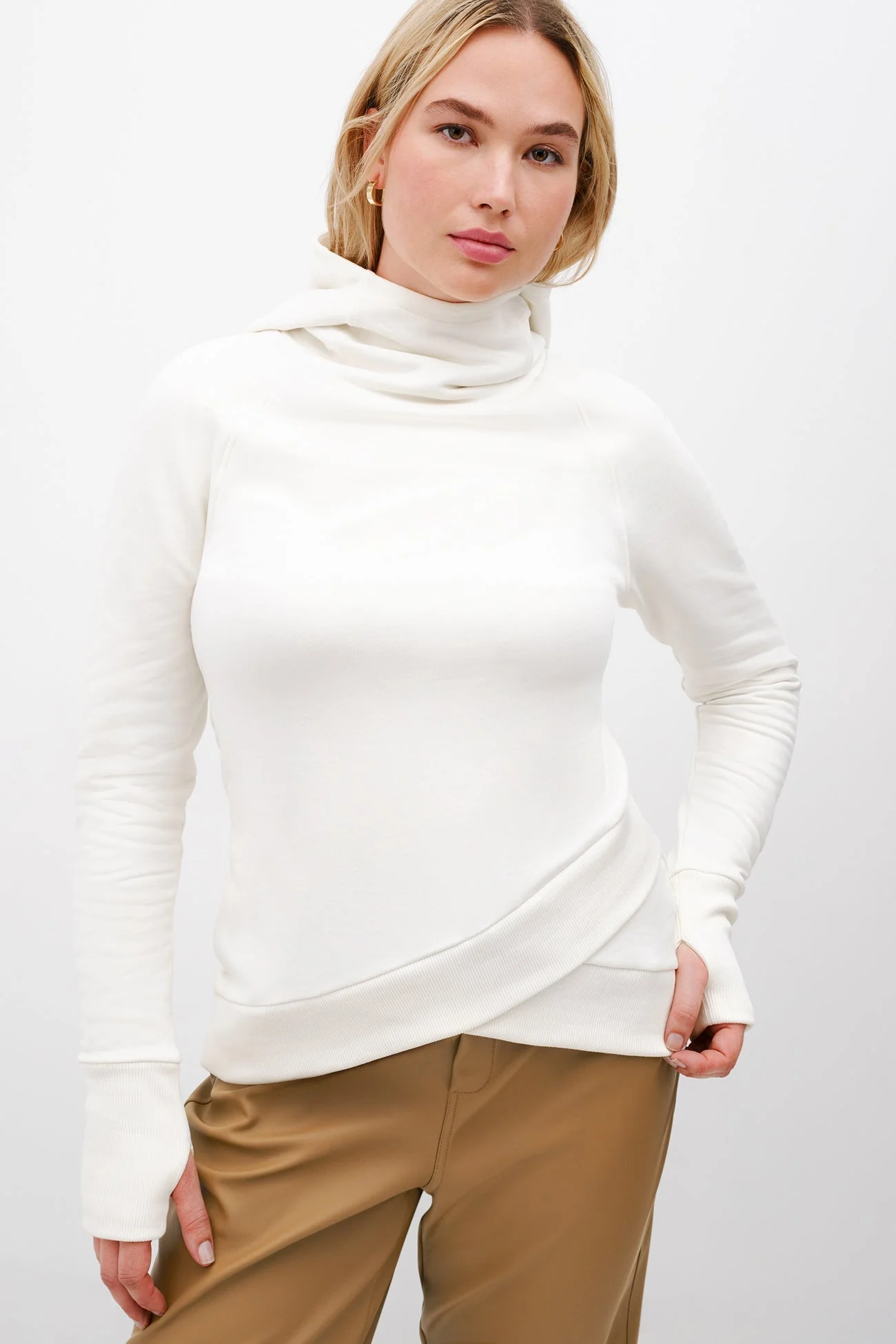 Geneva Sweatshirt | Dusty Pink - Image 38