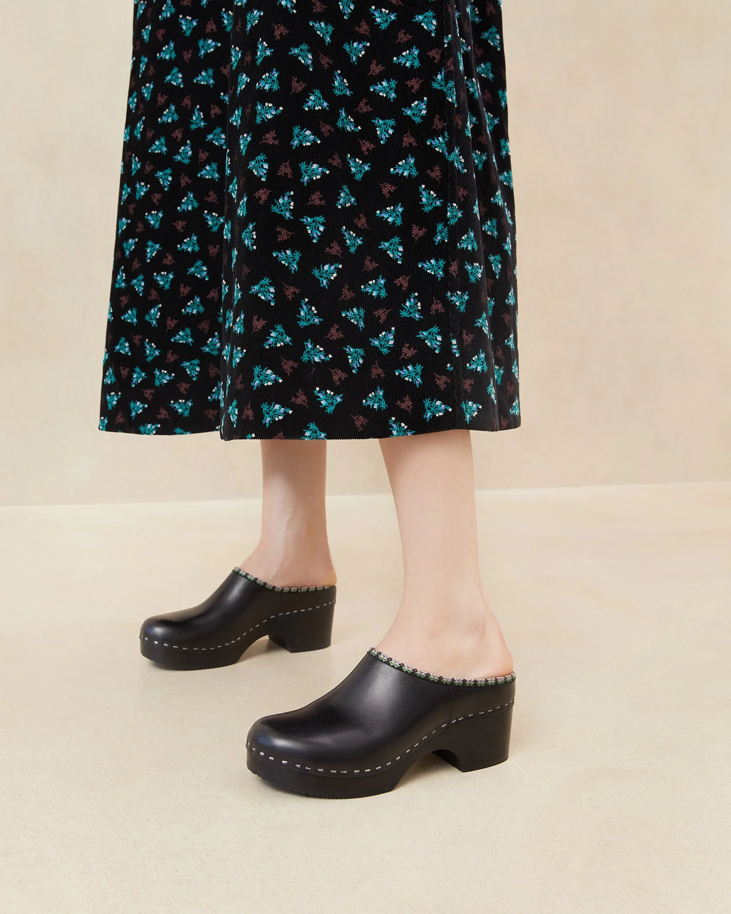 Maude Leather Clog | Black/Floral Ribbon - Image 5