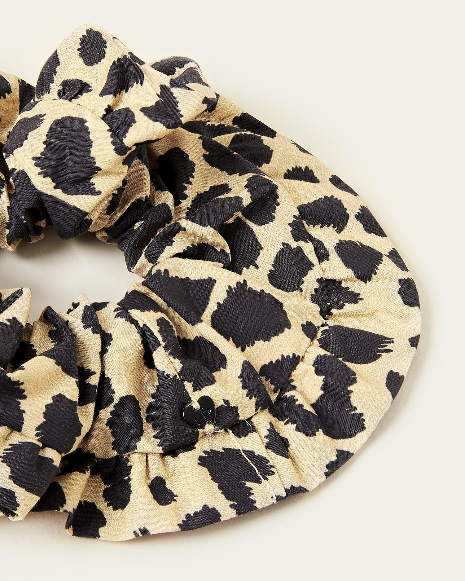 Shelby Ruffle Edge Scrunchie | Leopard - Image 2