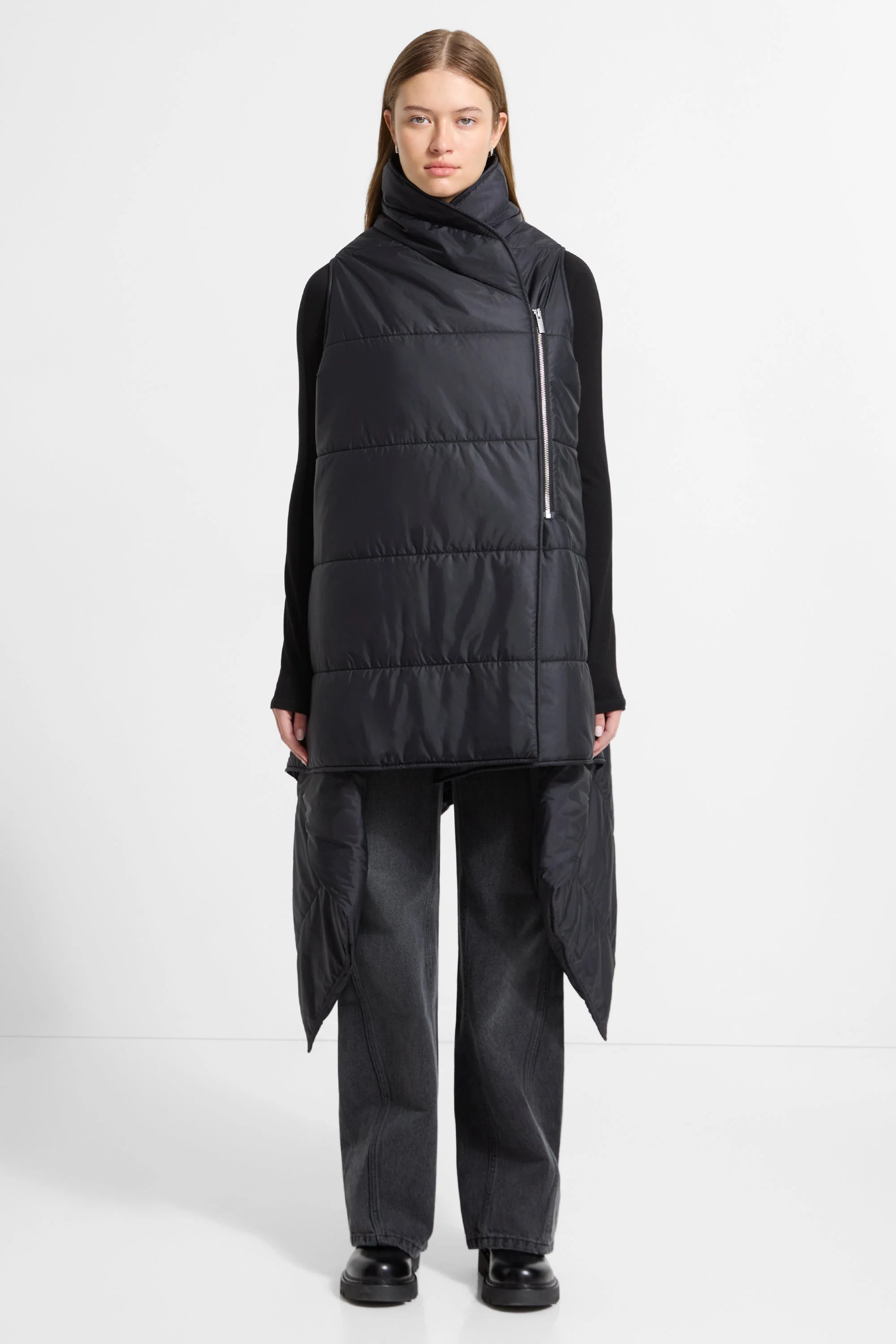 Kaja Puffer Vest | Black - Image 4
