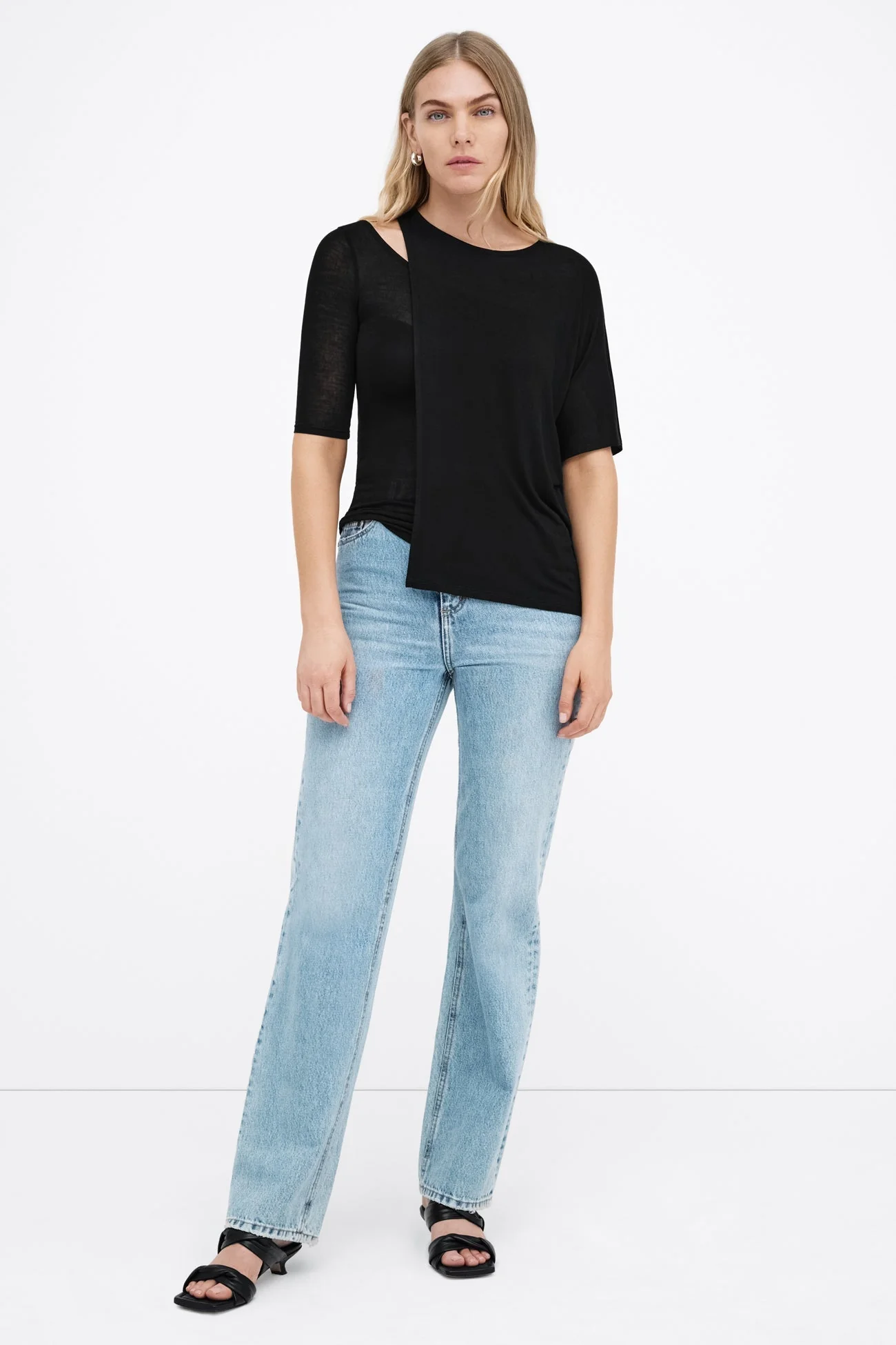 Tilda Two-Way Top | Black - Image 4