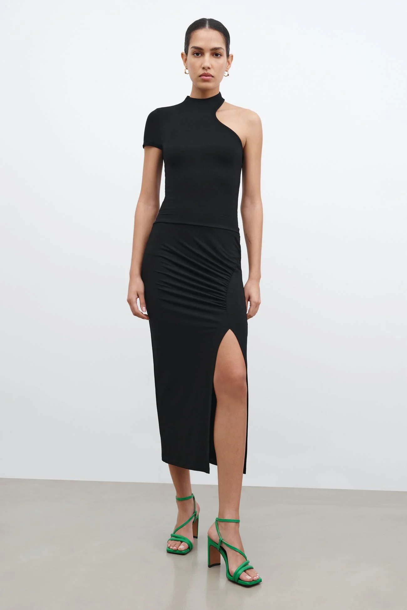 Saria Top | Black - Image 8