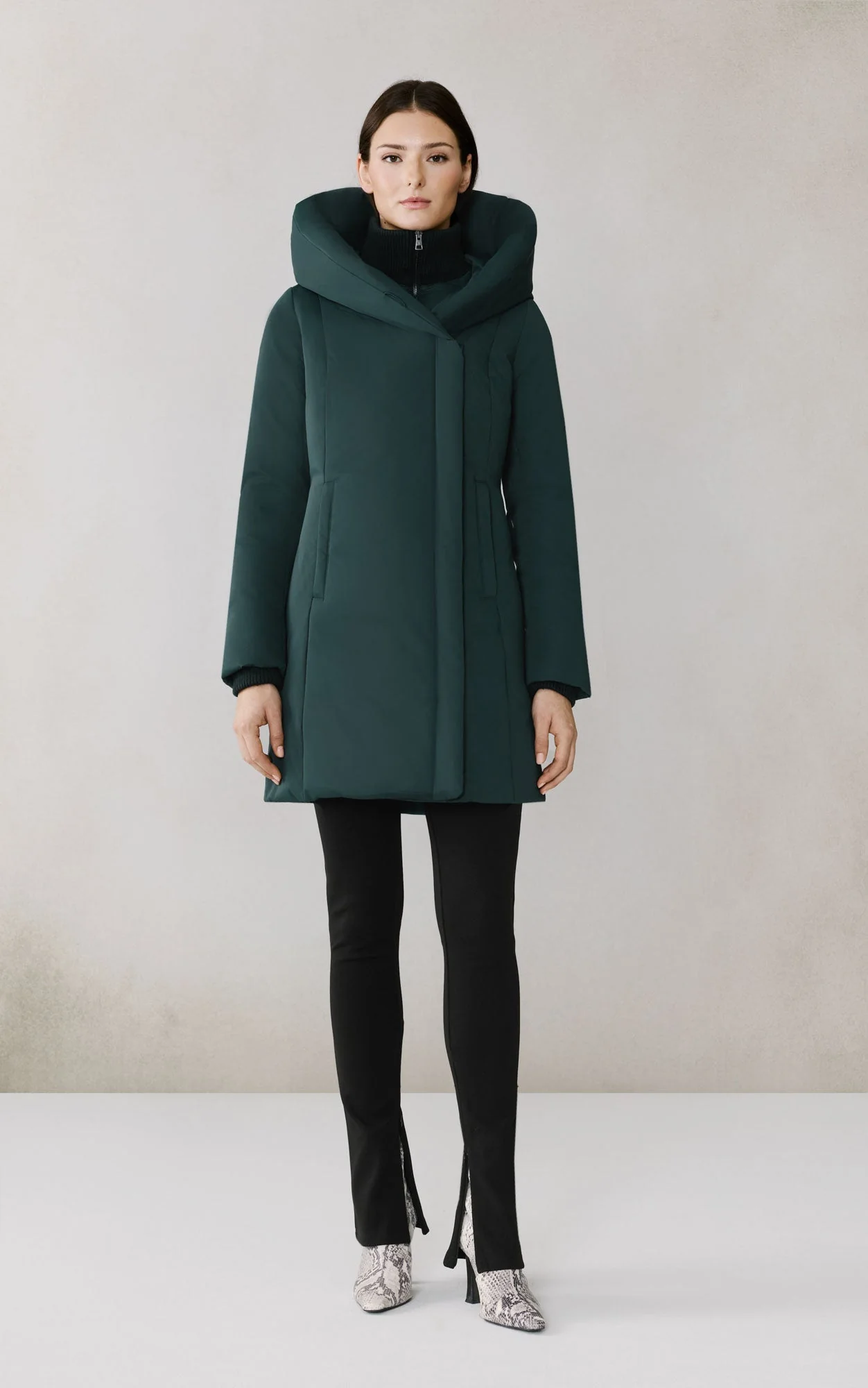 Camelia-U Signature Down Coat | Midnight Forest - Image 4