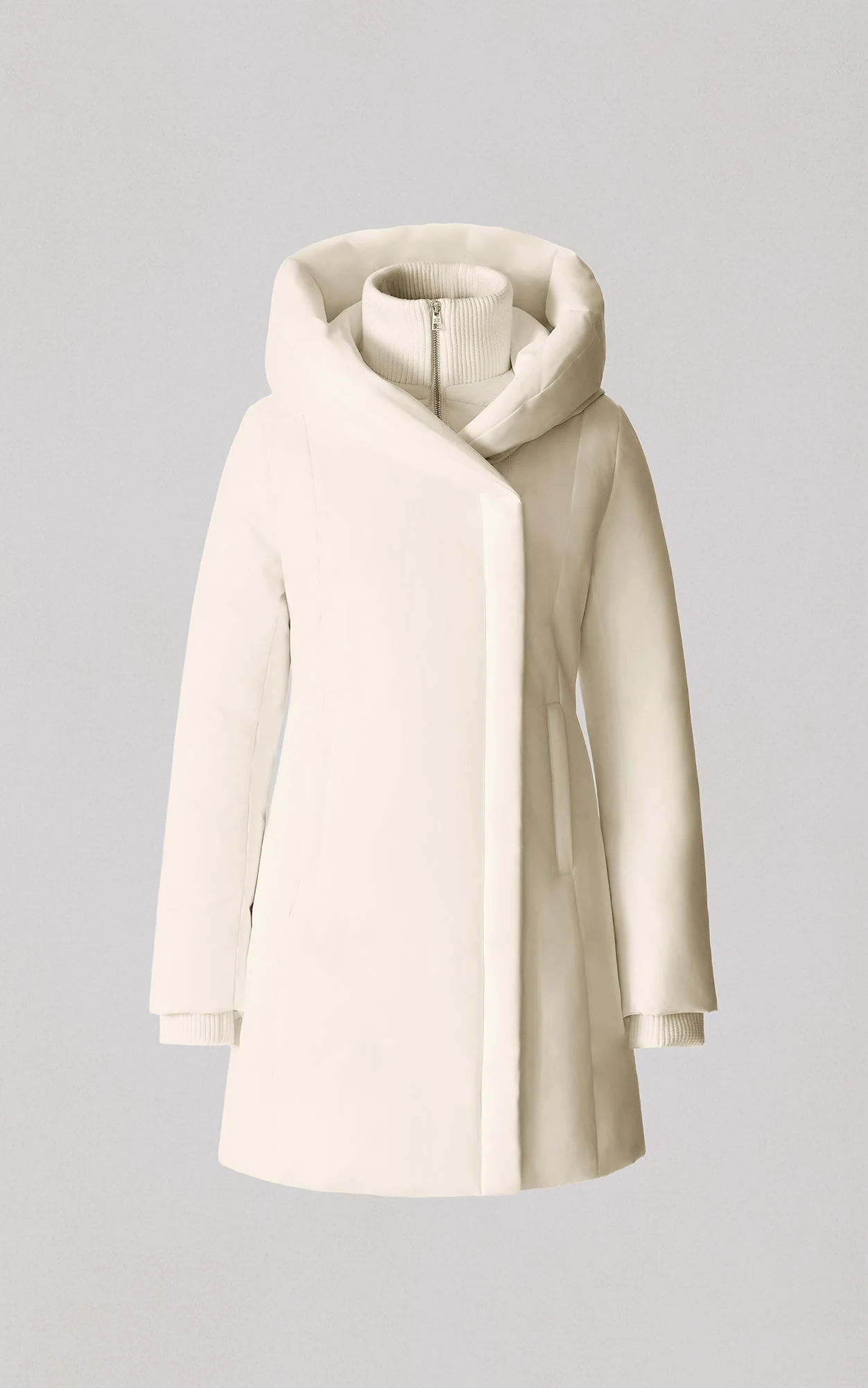 Camelia-U Signature Down Coat | Powder - Image 3