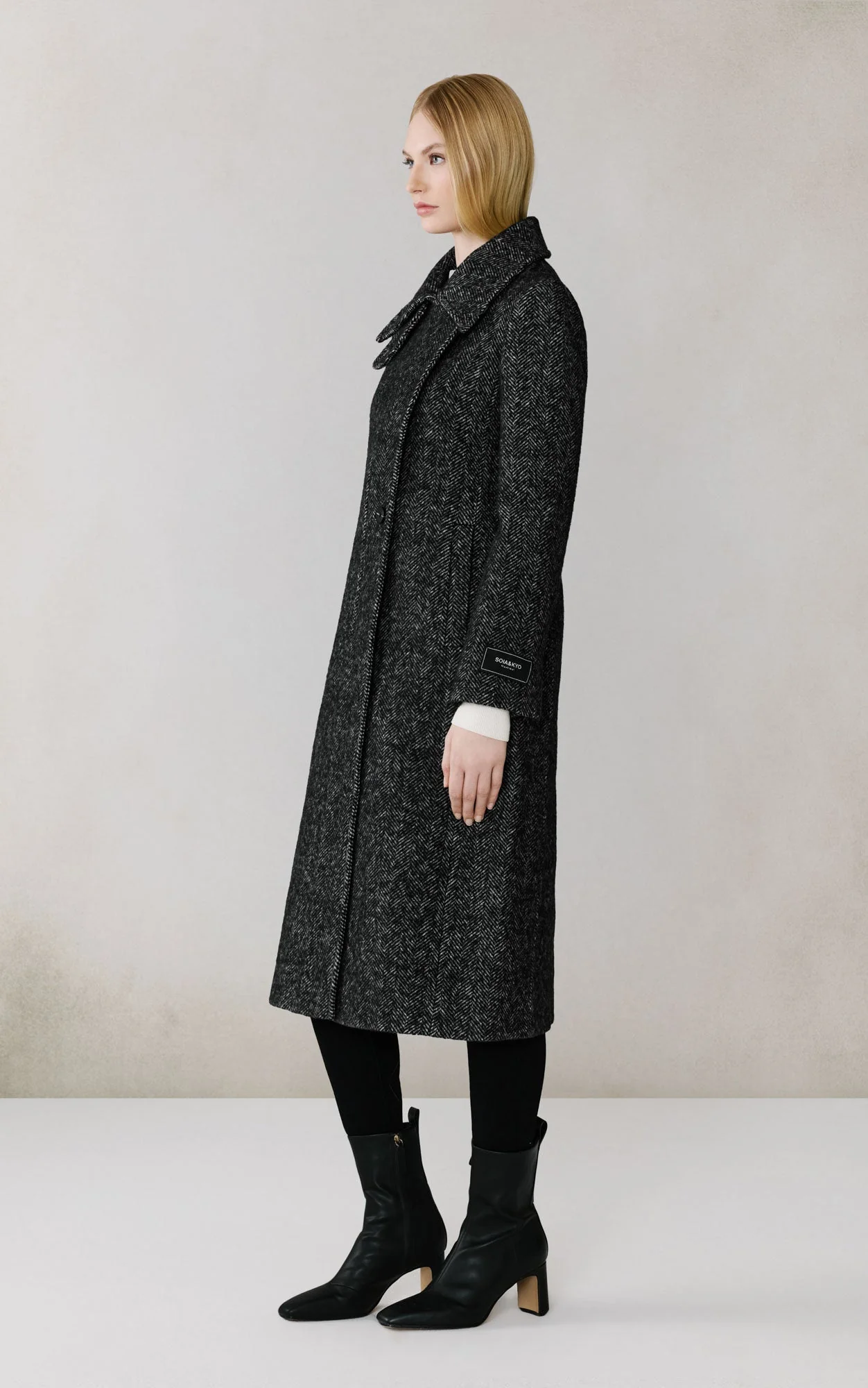 Irena Maxi Coat In Wool | Black - Image 8