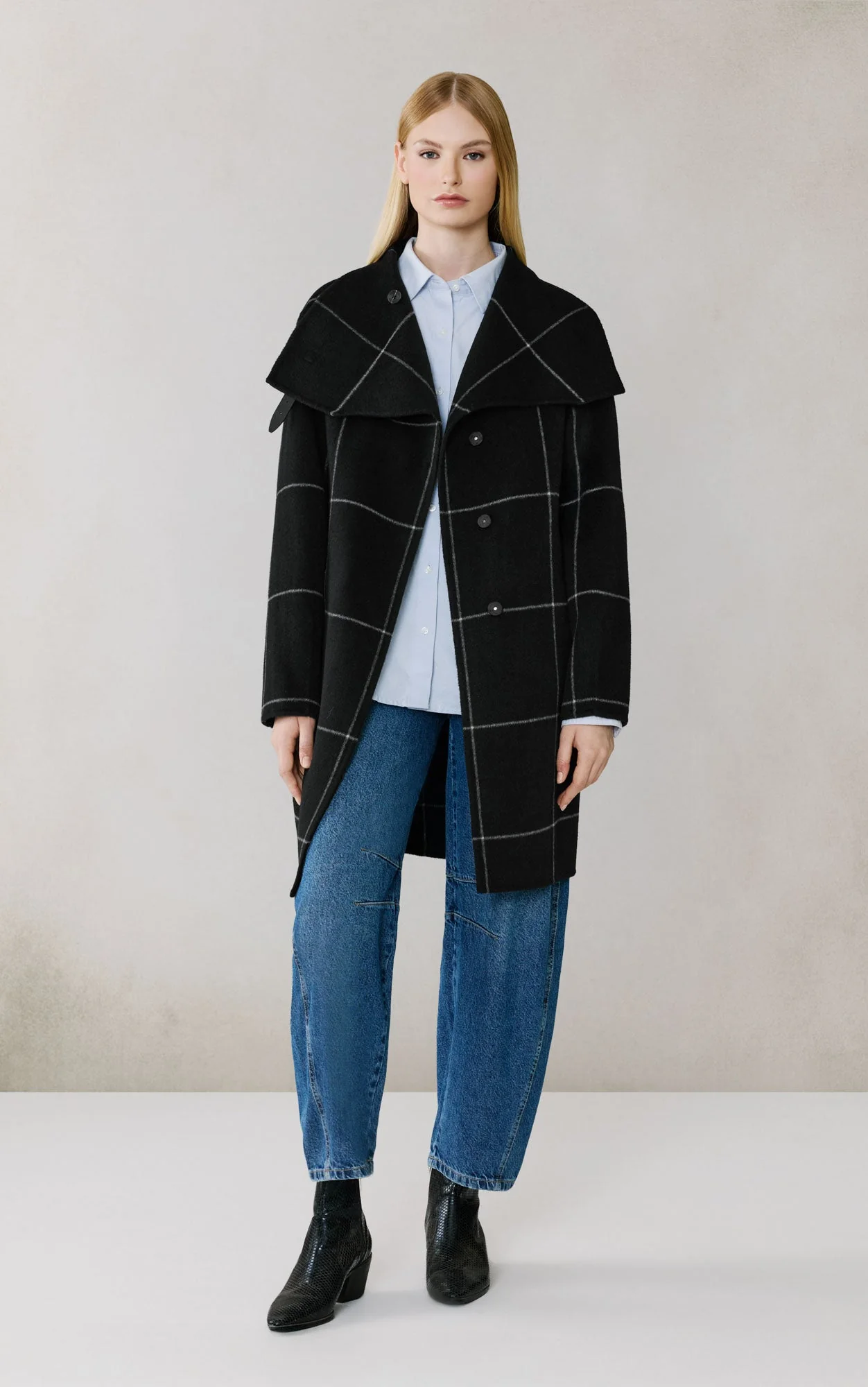 Jackie-P Cocoon Coat In Double Face Wool | Black-Powder - Image 2