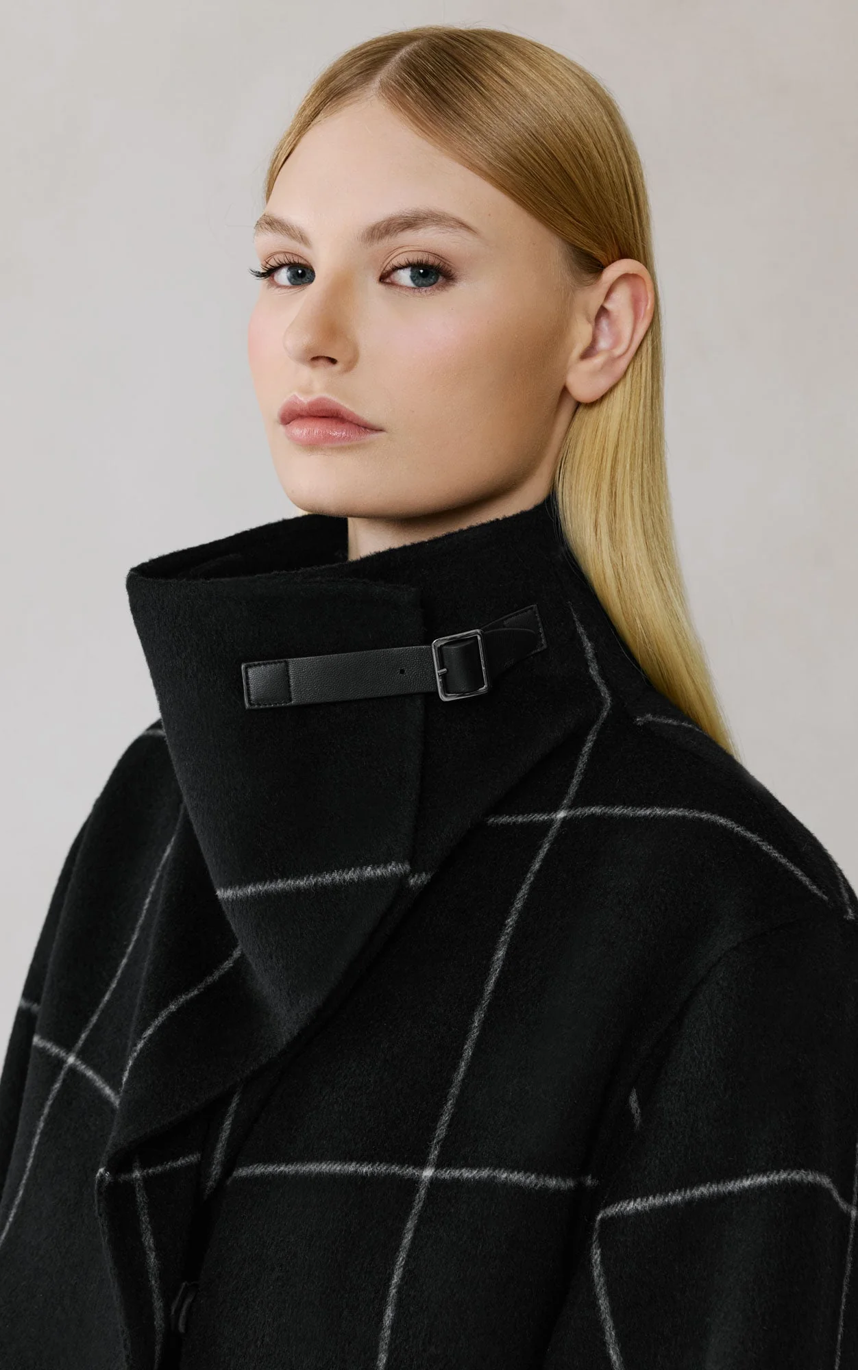 Jackie-P Cocoon Coat In Double Face Wool | Black-Powder - Image 5