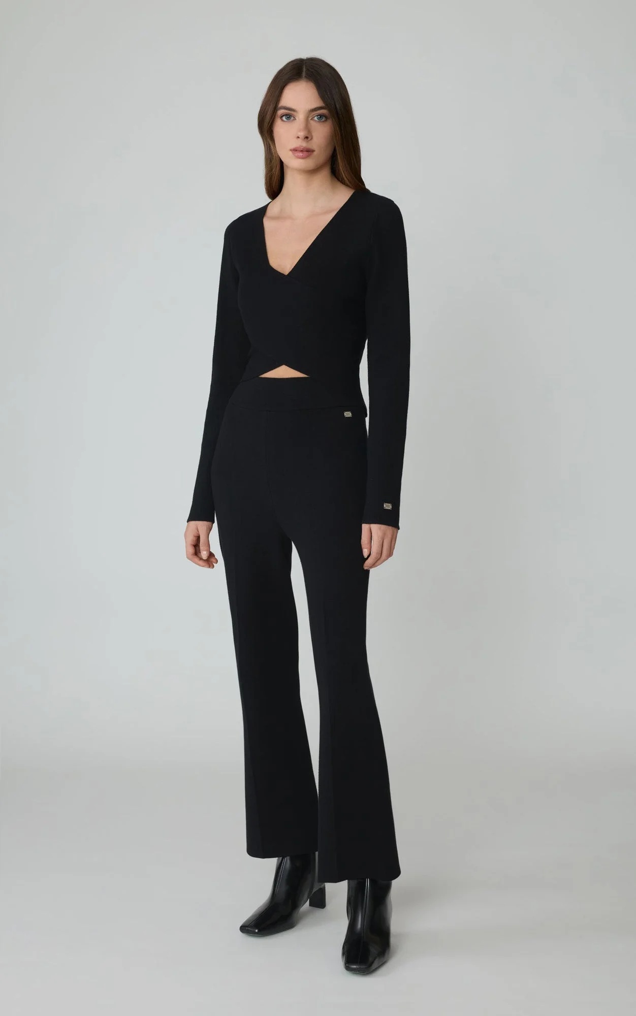 Lisle Cropped Top | Black - Image 2