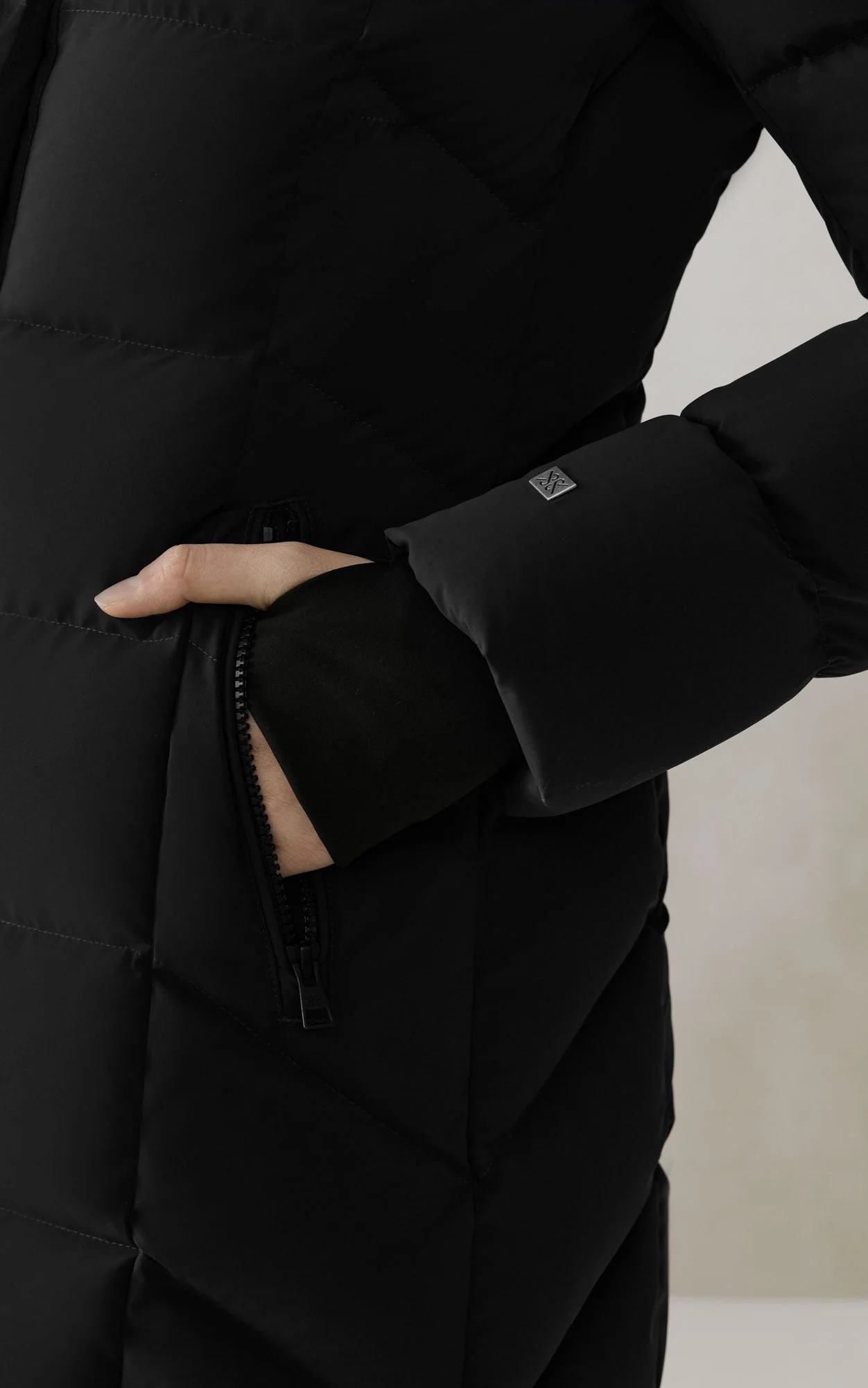 Sonny-N Classic Down Coat | Black - Image 6