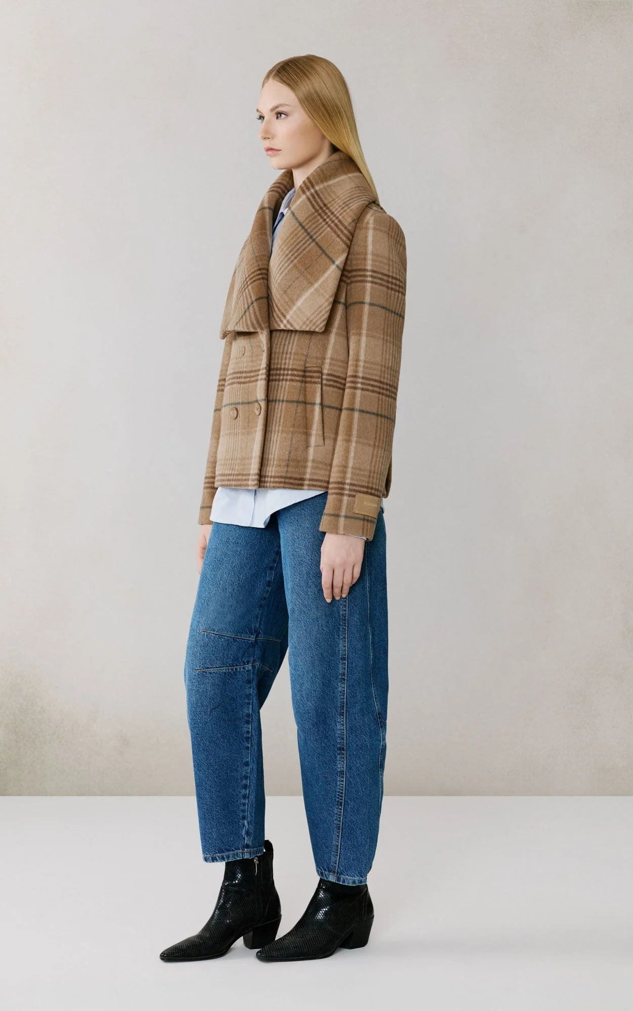 Tala-P Double Breasted Coat In Wool | Teak - Image 5