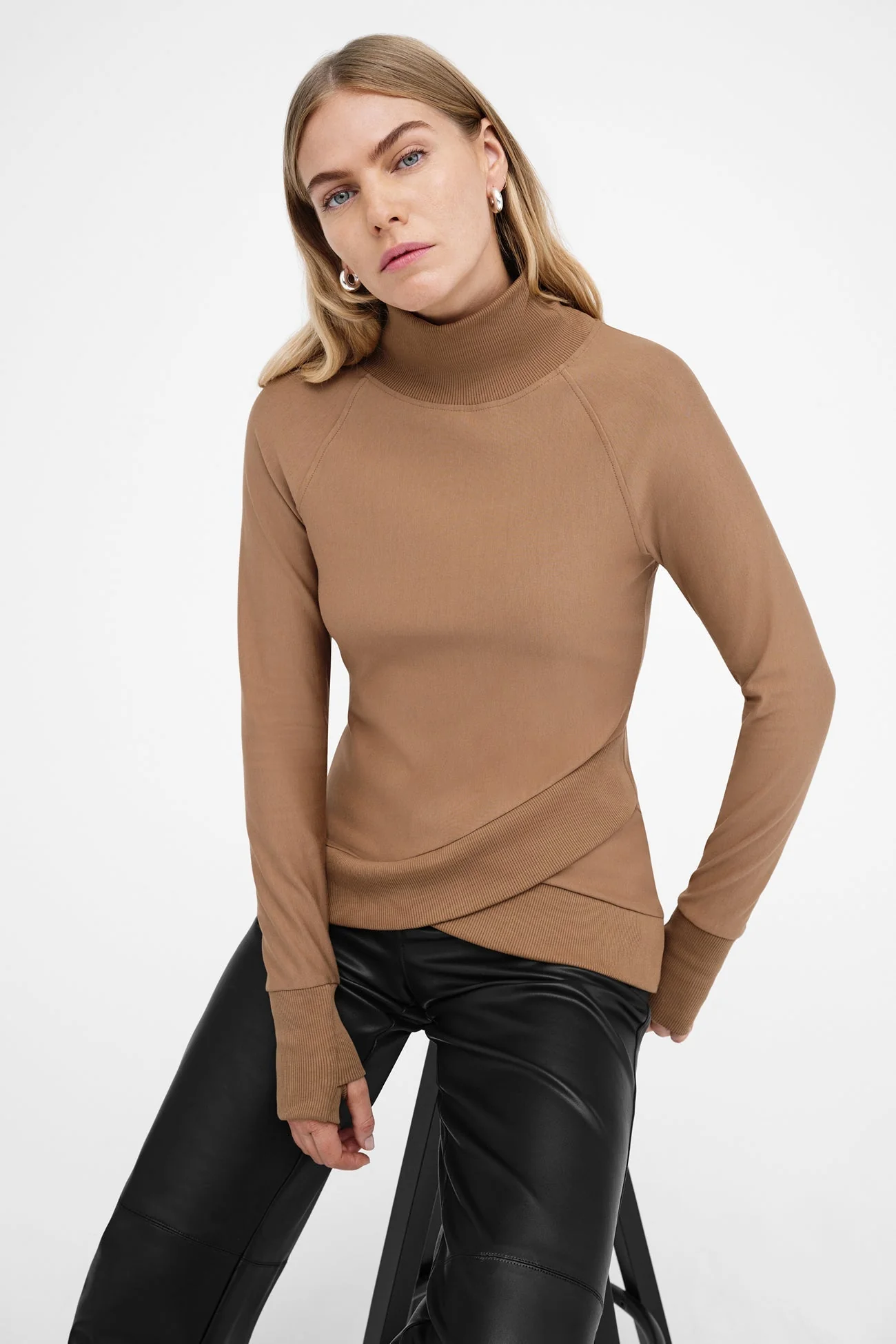 Soren Sweatshirt | Cream - Image 13