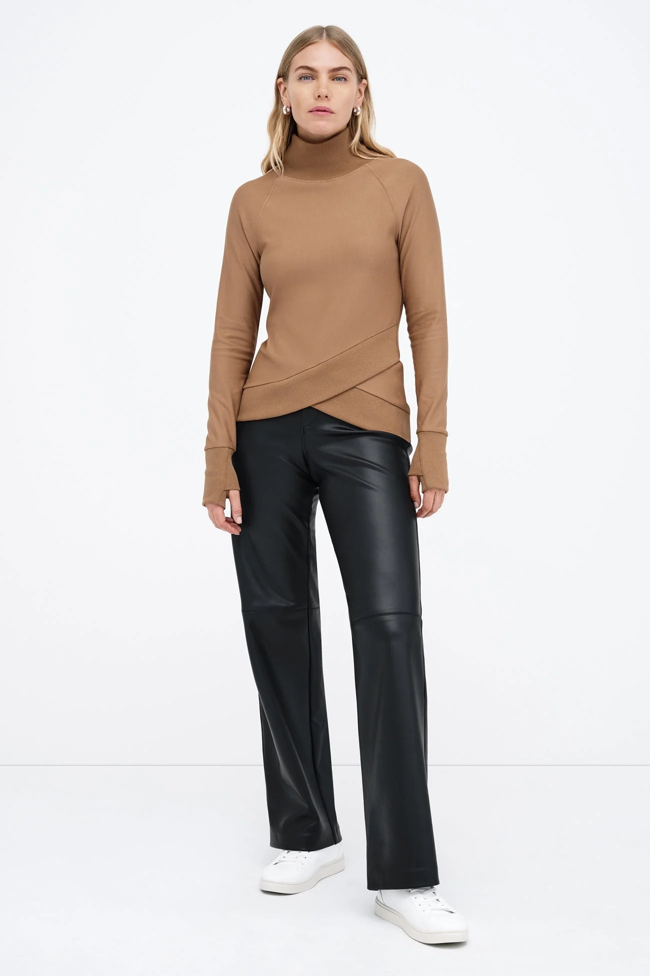 Soren Sweatshirt | Cream - Image 14